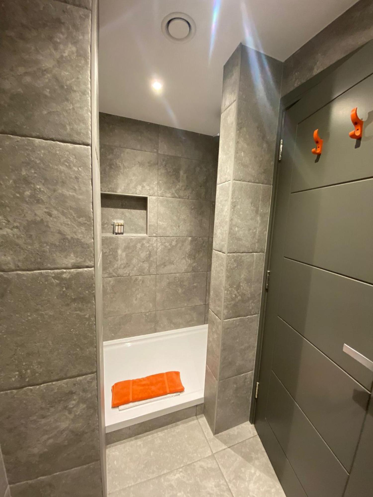 3 The View Apartments Ilfracombe - Hot Tub, Parking, Lift, Ev 외부 사진